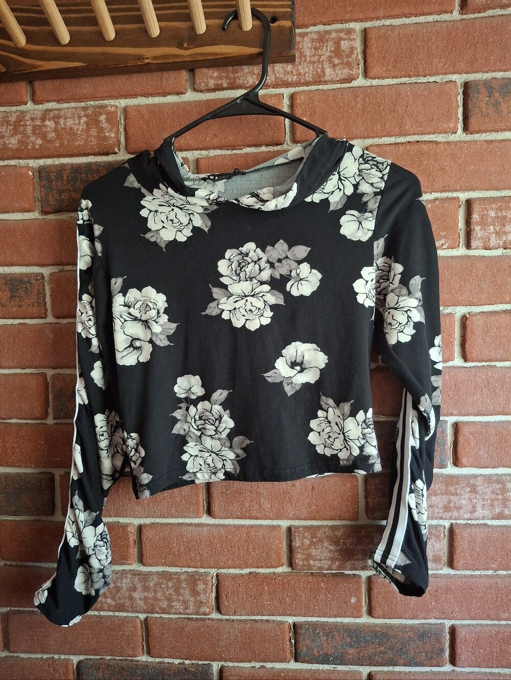 Black Floral Crop Hoodie - Women's Long Sleeve Top
